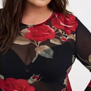 TORRID Sheer Mesh Crew Neck Long Sleeve Top w/Roses Design NWT Size 2X